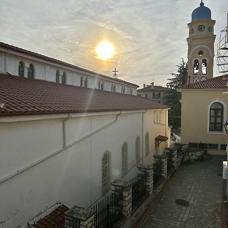 Arya Guesthouse Polýgyros エクステリア 写真