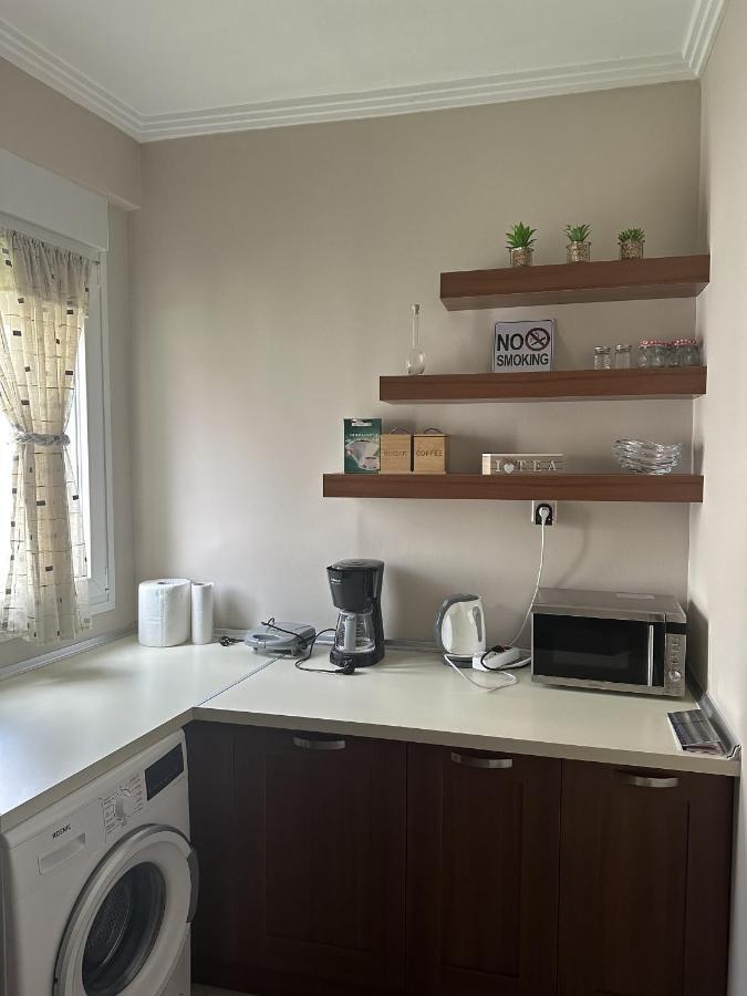 Arya Guesthouse Polýgyros エクステリア 写真